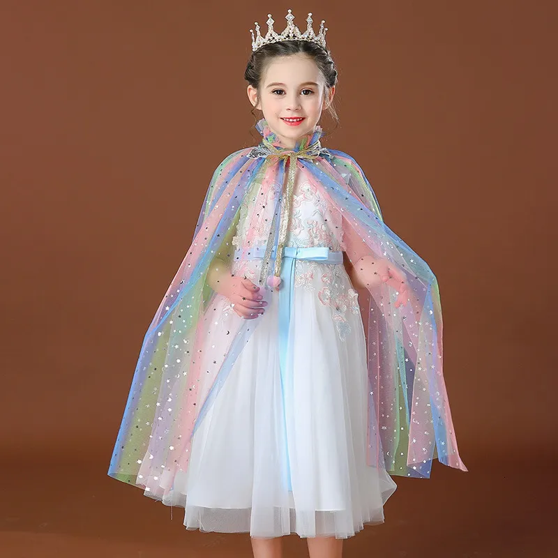 Meisjes Jurken Regenboog Meisje Prinses Feestkostuum Tule Cape Mantels Halloween Aankleedmantel voor Prestaties Buitenkant Kinderen Cosplay Sjaal 230609