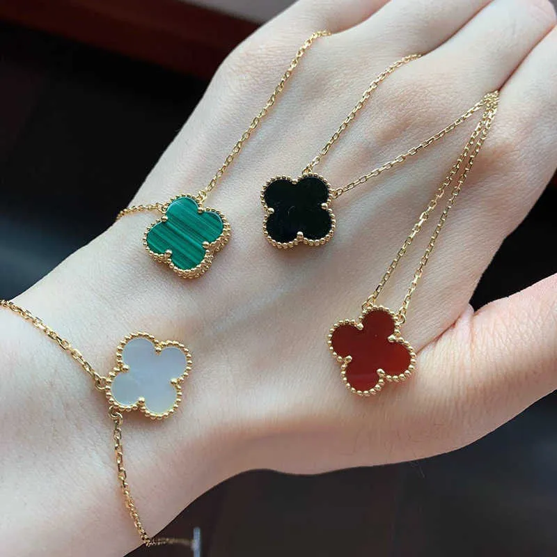 Charm Bracelets Strands Strings Yuxi Four Leaf Grass Necklace Ear Studs Bracelet Furnace Real Gold Vacuum Electroplated Steel Steel Material Antifading Friend