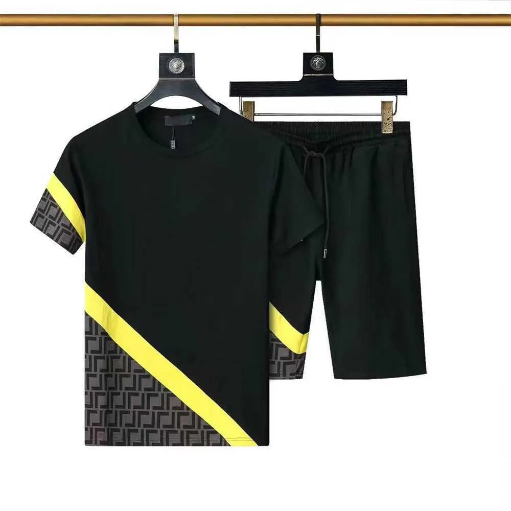 Il marchio più venduto Tute abiti da corsa di lusso T-shirt e pantaloncini a maniche corte primavera estate stilista casual Tuta sportiva YOA6