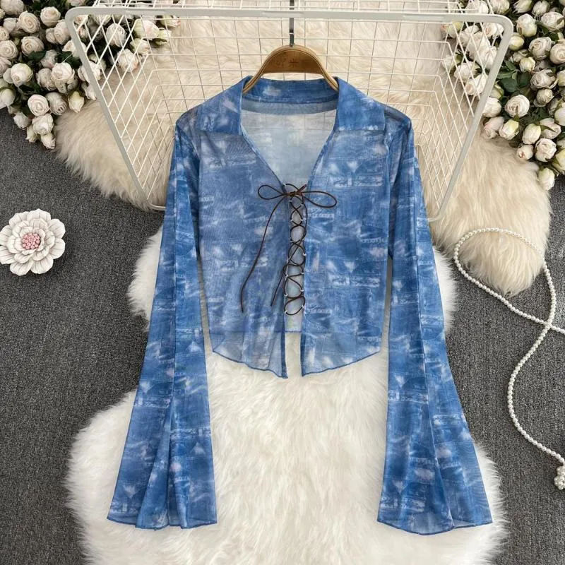 Vrouwen Blouses American Retro Pittige Meisje Halo Dye Print Speaker Lange Mouwen Mesh Shirt Herfst Sexy Lace Up Onregelmatige Vest Top