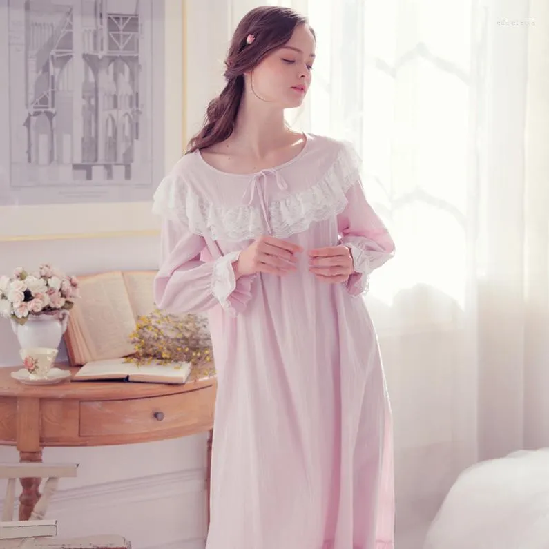 Women's Sleepwear Arrival Women Royal Princess Pure Cotton Autumn Nightgown Sleep Wear Gowns Lady Lounge Appael Retro Night QW1874