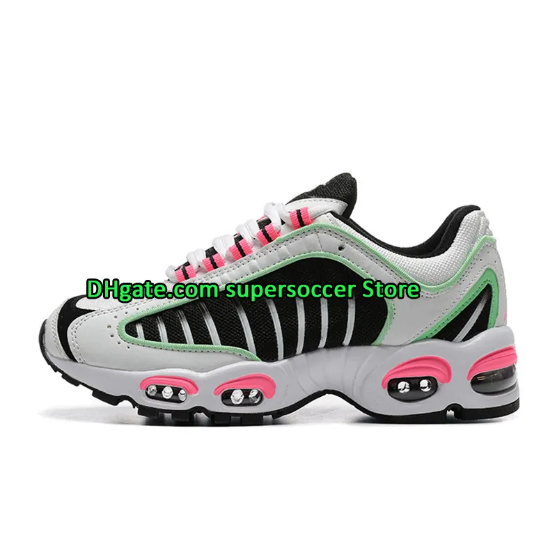 Max air shop 8825 running shoes