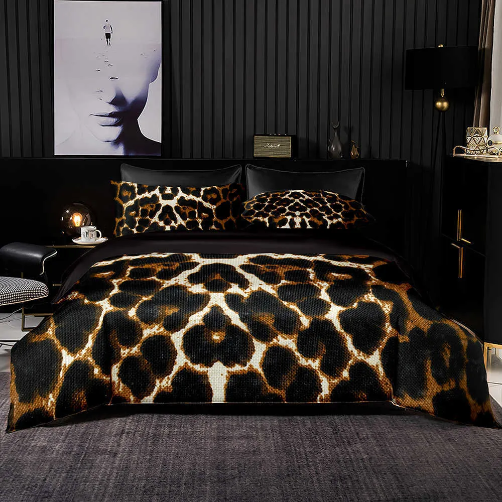 Conjuntos de cama Conjunto de cama de qualidade Capa de edredom com estampa de leopardo selvagem com estojo Ultra macio e fácil de cuidar para King Queen Size Z0612