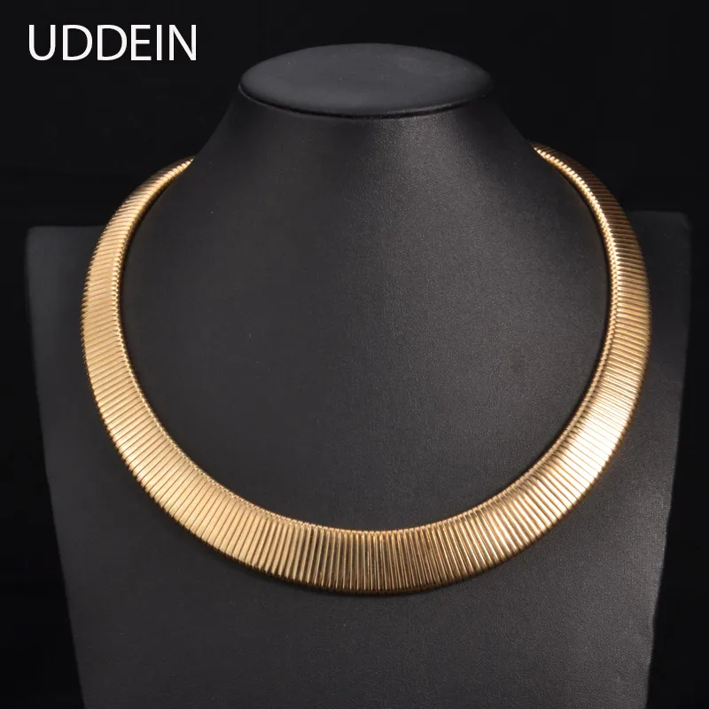 Pendant Necklaces UDDEIN Maxi Gold color choker Autumn fashion jewelry display statement choker necklace for women design Vintage Collar 230609