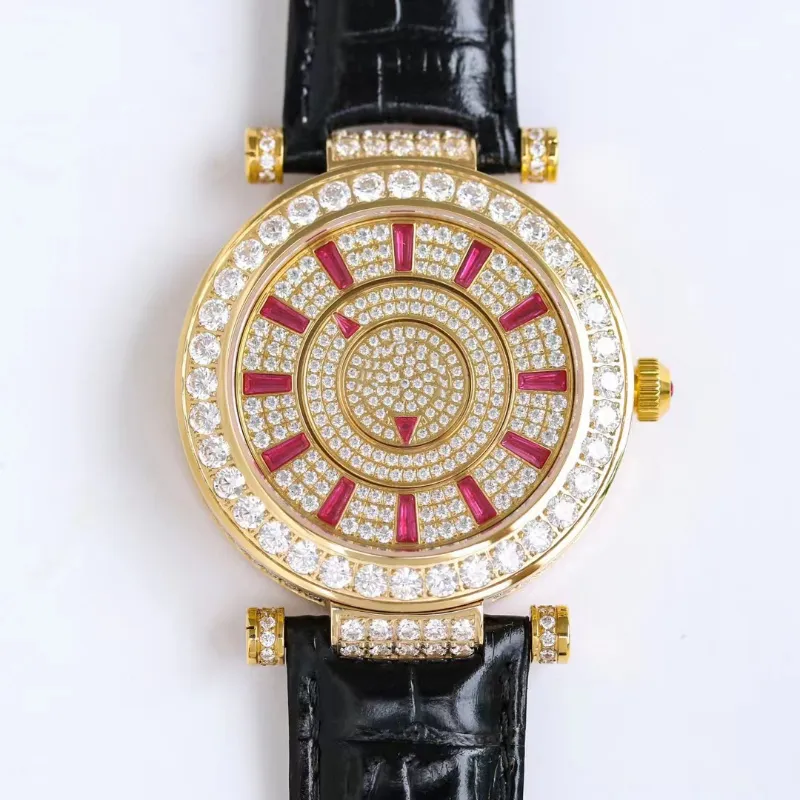 Montre à diamants de haute qualité pour dames, mouvement importé, cadran entièrement en cristal et diamants, bracelet en cuir de vache importé, miroir saphir noble et élégant, reproduction parfaite.