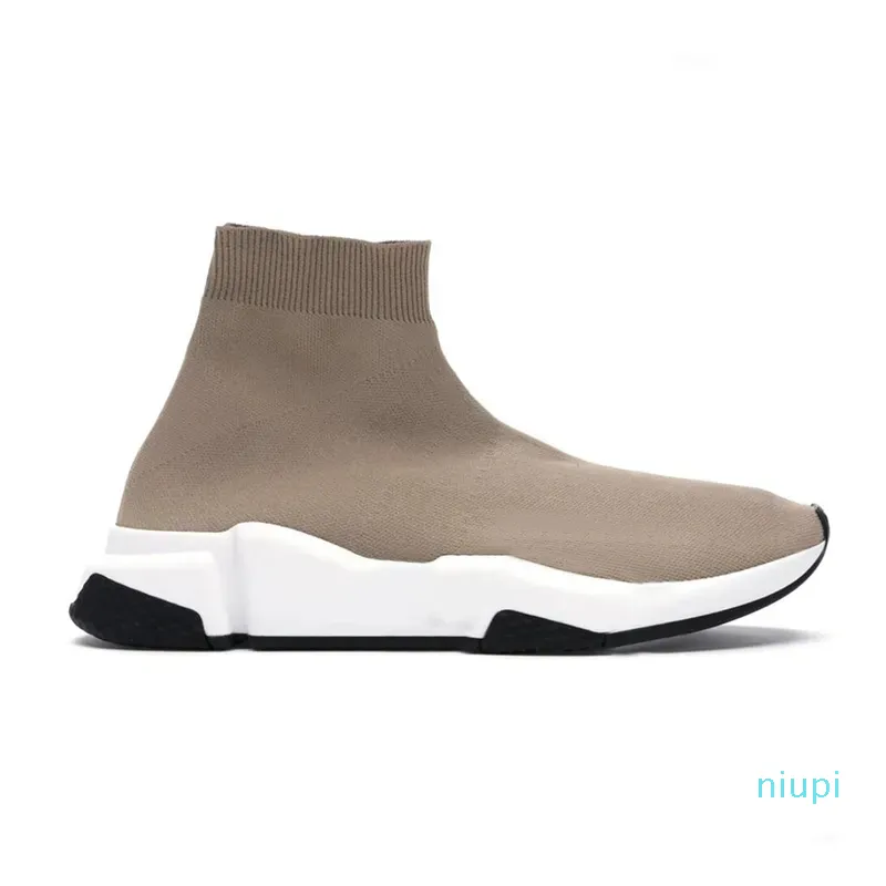 Designer Casual Shoes 2023 Designer Socks Running Platform Men Women Sock Speed ​​Trainer Triple Black Grey Graffiti Sole Trainers