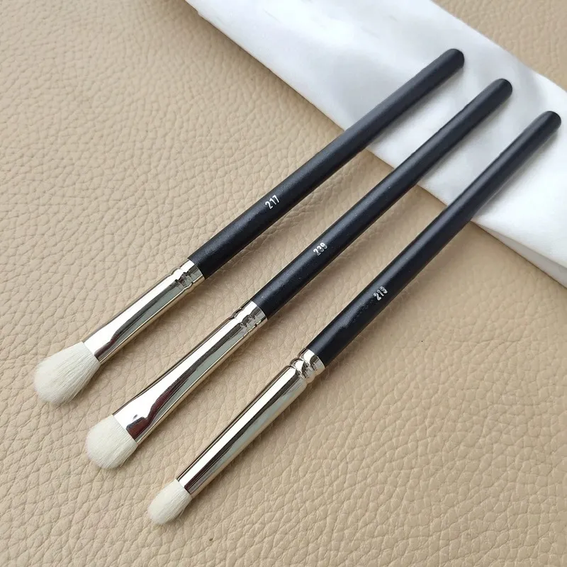 Makeup Tools 3pcsset White goat hair eyeshadow Detail brushes Basic Eye shadow domed crease Make up brush cosmetic tools High quality 230612