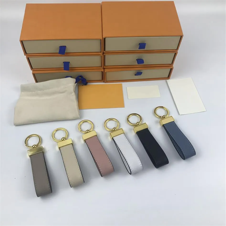 디자이너 Unisex Fashion Rope Letter Keychain 액세서리 키 링 문자 럭셔리 패턴 자동차 키 체인 보석 선물 Box248y