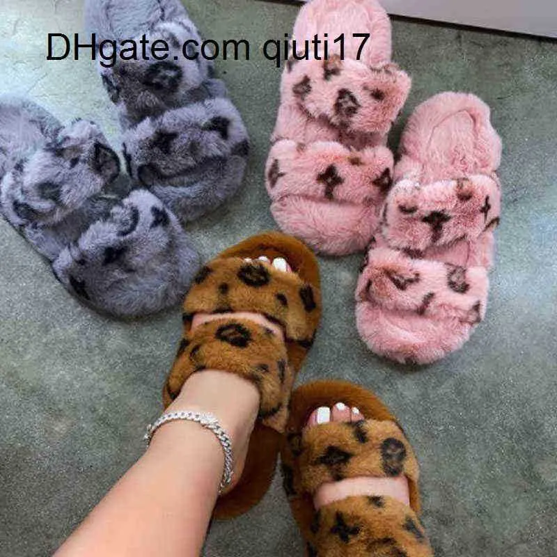 Slippers Indoor Fur House Full Furry Soft Fluffy Plush Platform Flats Heel Non Slip Luxury Designer Shoes Casual Ladies qiuti17