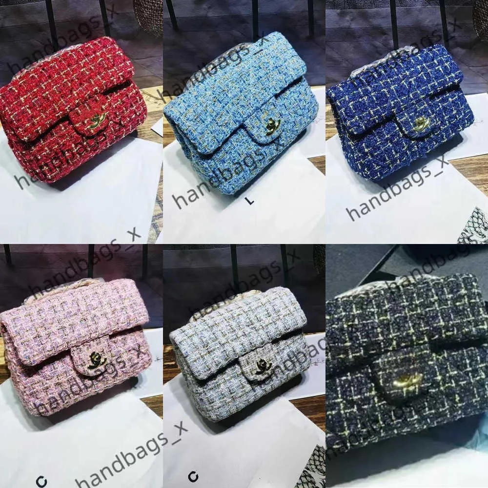 23 nova moda um ombro crossbody versátil na moda bolsa feminina canall estilo avançado cor sólida pequena multidão bolsa feminina