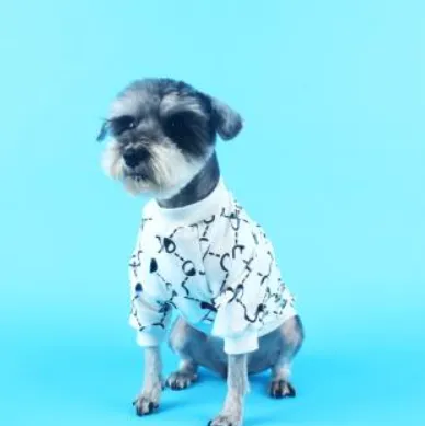 Quatily Dog Apparel Fashion Brand Clothes Thin Breathable Comfortable Spring Autumn and Winter Clothing Medium and Small Size Dogs and Cats