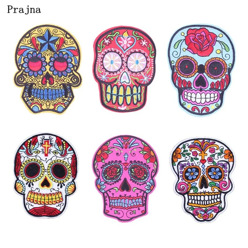 Prajna Punk Rock Totenkopf Stickerei Patches Zubehör Verschiedene Stile Blume Rose Skelett Eisen auf Biker Patches Kleidung Aufkleber Appl305o