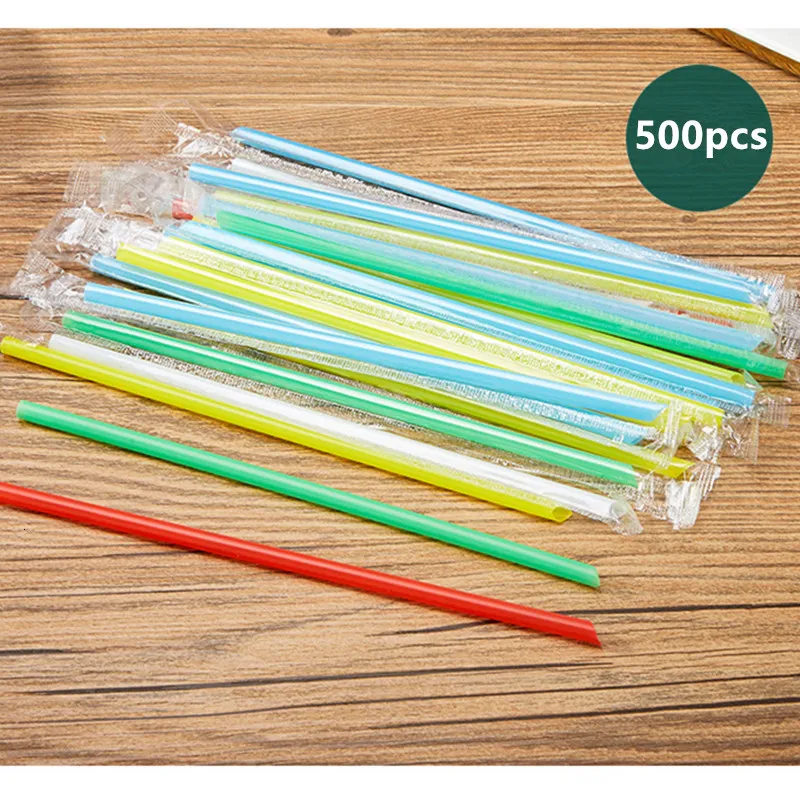 Outils de bar 500pcs paille à boire en plastique fournitures de cocktail de fête de mariage accessoires de cuisine emballage individuel jetable paille de boisson 230612