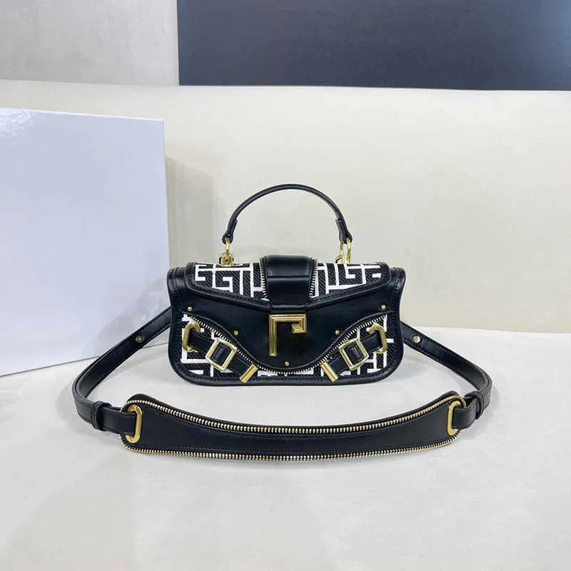 Bolso de diseñador de cadena de metal Bolsos de hombro Moda para mujer Bolso pequeño Balmas Carta Bolso de cuero Mango suave Crossbody 10 colores 0624-222-23