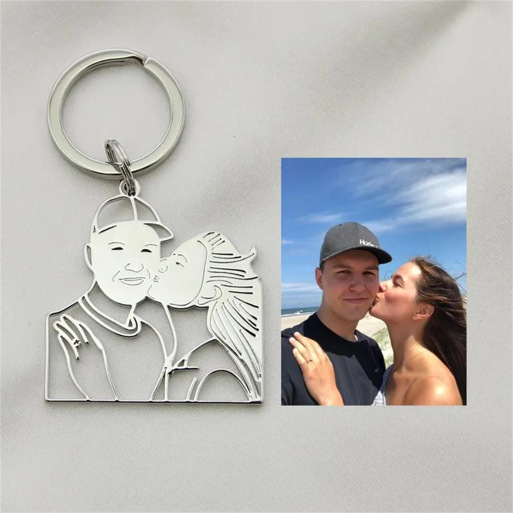 Chaveiro personalizado Po Chaveiro com foto personalizada Chaveiro Colar Jóias de aço inoxidável Presente comemorativo para presente de aniversário de família 230613