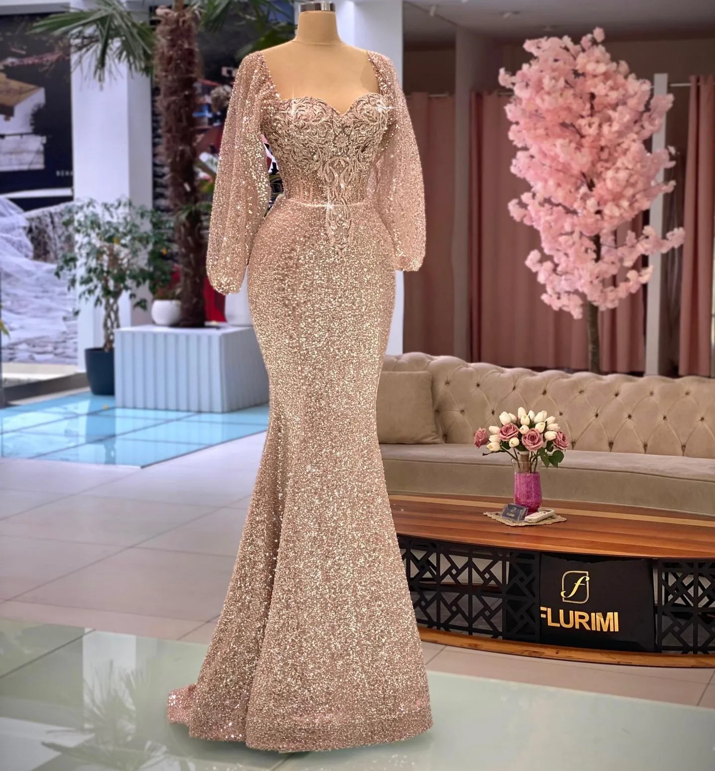 Rose Gold Sequined Mermaid Prom Dresses 2023 Sweetheart Long Sleeve Appliqued Beading Evening Dress Wear Formal Party Gowns Arabic Dubai