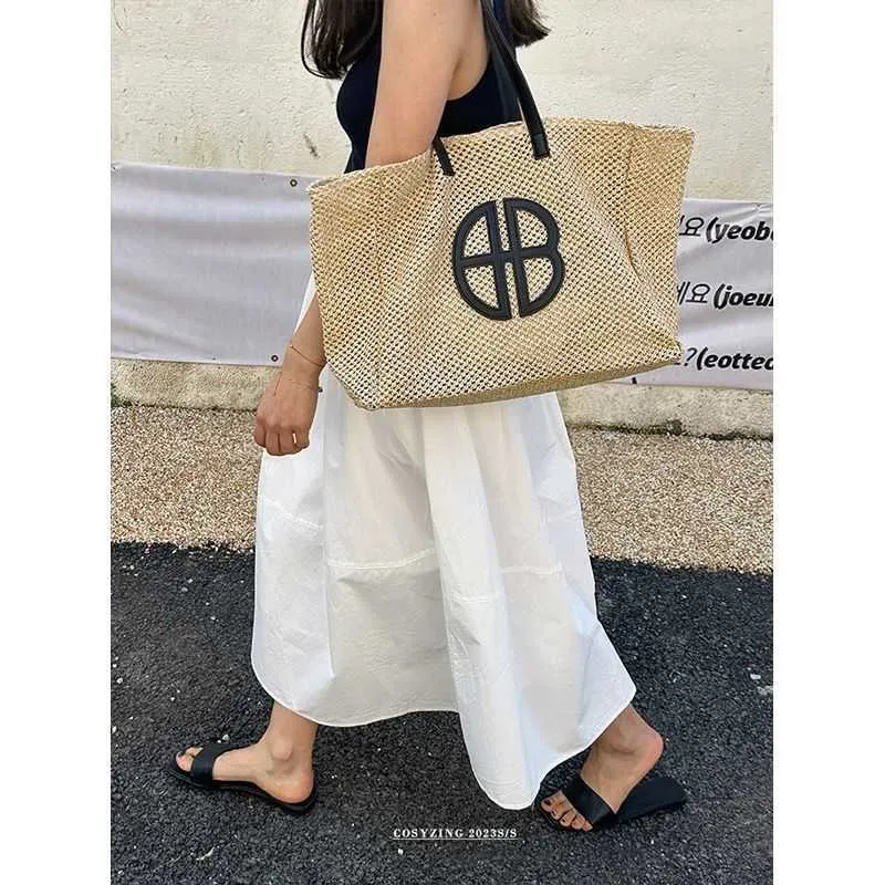 This year's popular bag for women in new trendy summer beach bag large woven seaweed material tote bag