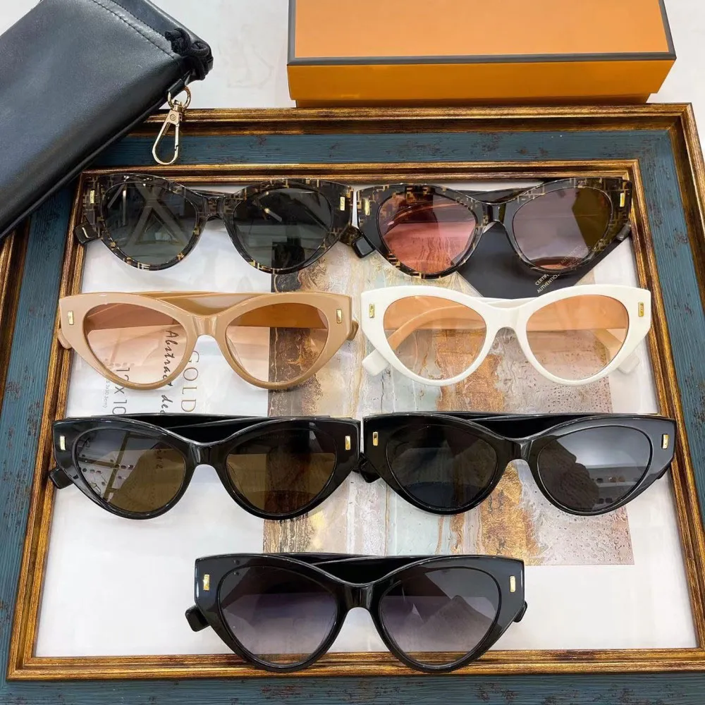 Vente Chaude Nouveau Modèle Sur Le Marché 2023, Top-Notch Kaki Noir Et Blanc Femmes Mode Casual Cat Eye Polarisé Grandes Lunettes De Soleil, Conduite Et Voyage Style De Plage