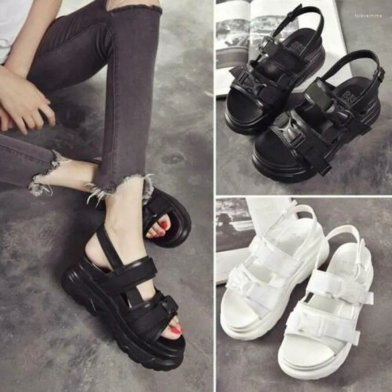 Sand lia Feminina Plataforma Fivela Solado Grosso Sand lia de Praia Chunky Casual Resort Rome Sapatos Esponja Movimento para Estudantes
