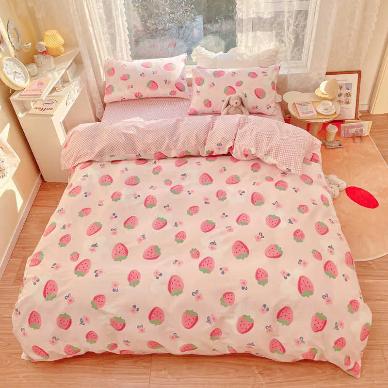 Set di biancheria da letto Set di biancheria da letto simpatico orso di fragola per bambina 100 cotone Twin Full Queen Size Kawaii Lenzuolo matrimoniale trapuntato Copripiumino Z0612