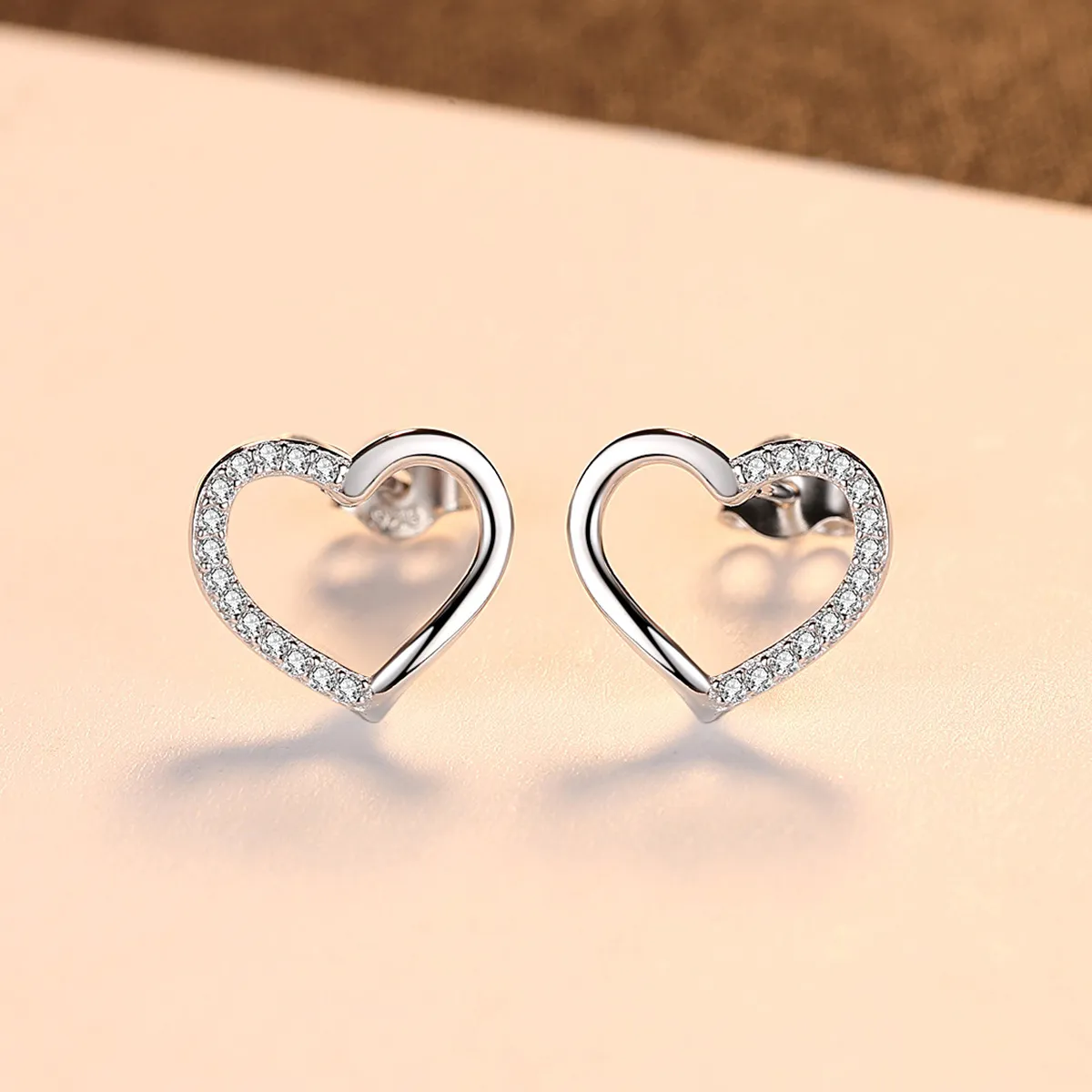 Charme femmes romantique coeur boucles d'oreilles marque de luxe européenne 3A Zircon s925 boucles d'oreilles en argent femme haut de gamme exquis boucles d'oreilles bijoux saint valentin cadeau