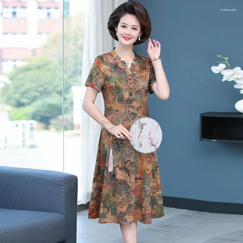 Etniska kläder 2023 Summer Chinese National Casual Improved Cheongsam Dress Medium Längd Löst blommigt tryck Kvinnor Elegant Retro Robe