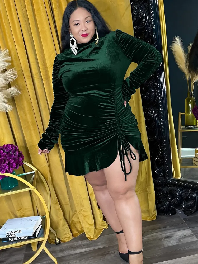 Plus Size Velvet Mini Dress 5XL Women Knee-Length Bodycon Trumpet  Silhouette Long Sleeve Winter Party Dress
