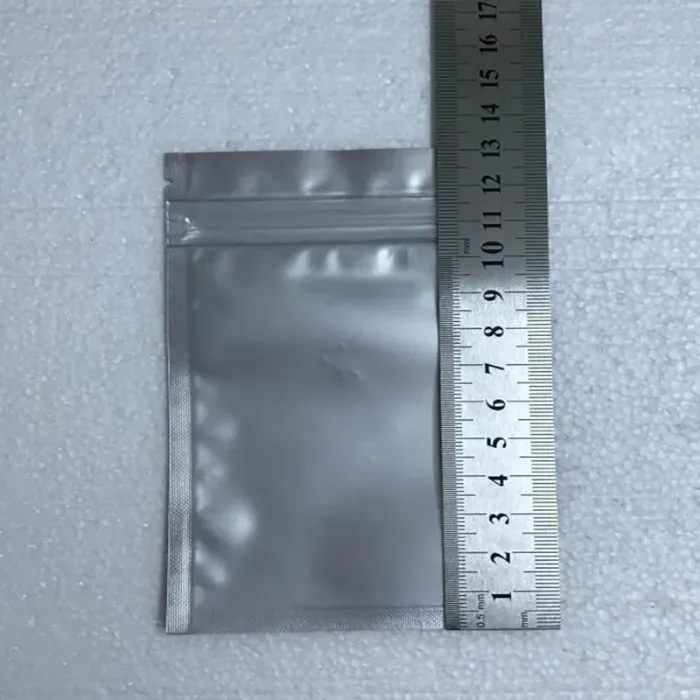8.5*13cm Colored Aluminum Foil Self Seal Zipper Plastic Bag Packaging For Food Snack Storage Matte Mylar Mylar Baggies