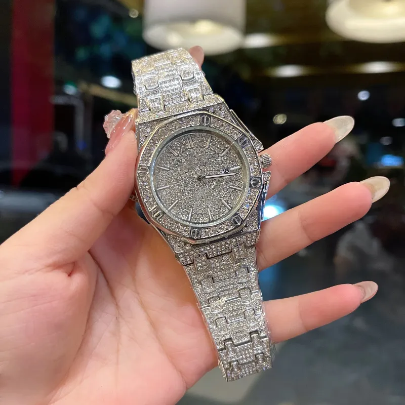 فاخر Diamond Watch مصمم Men Watch Automatic Mechanical Movement 40mm Silver Strap Strap Stains Stains Felet -Teapphire Waterproof Watch Watch Gift