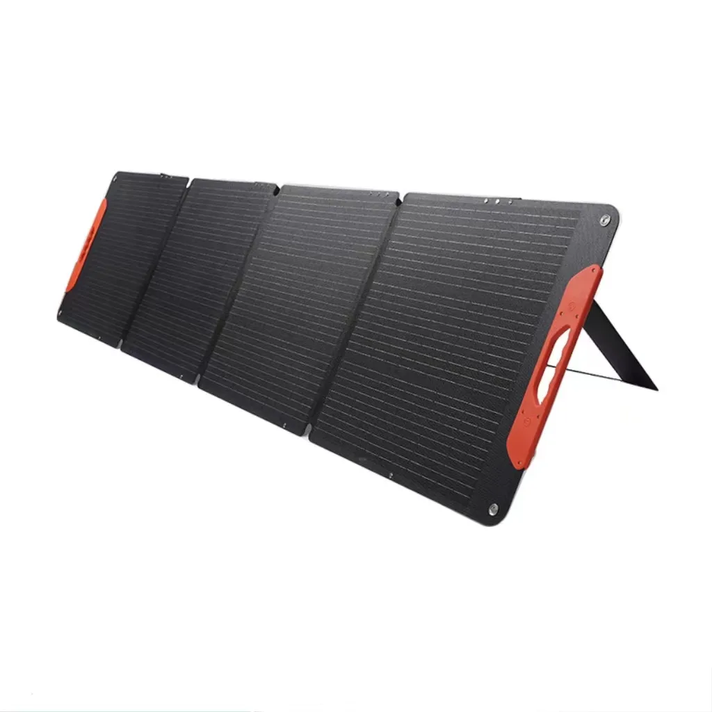 300W18V Telefono solare Borsa pieghevole per accumulo di energia Pannello solare esterno ETFE Scheda di ricarica solare a strati integrata ultra sottile e leggera 4 volte