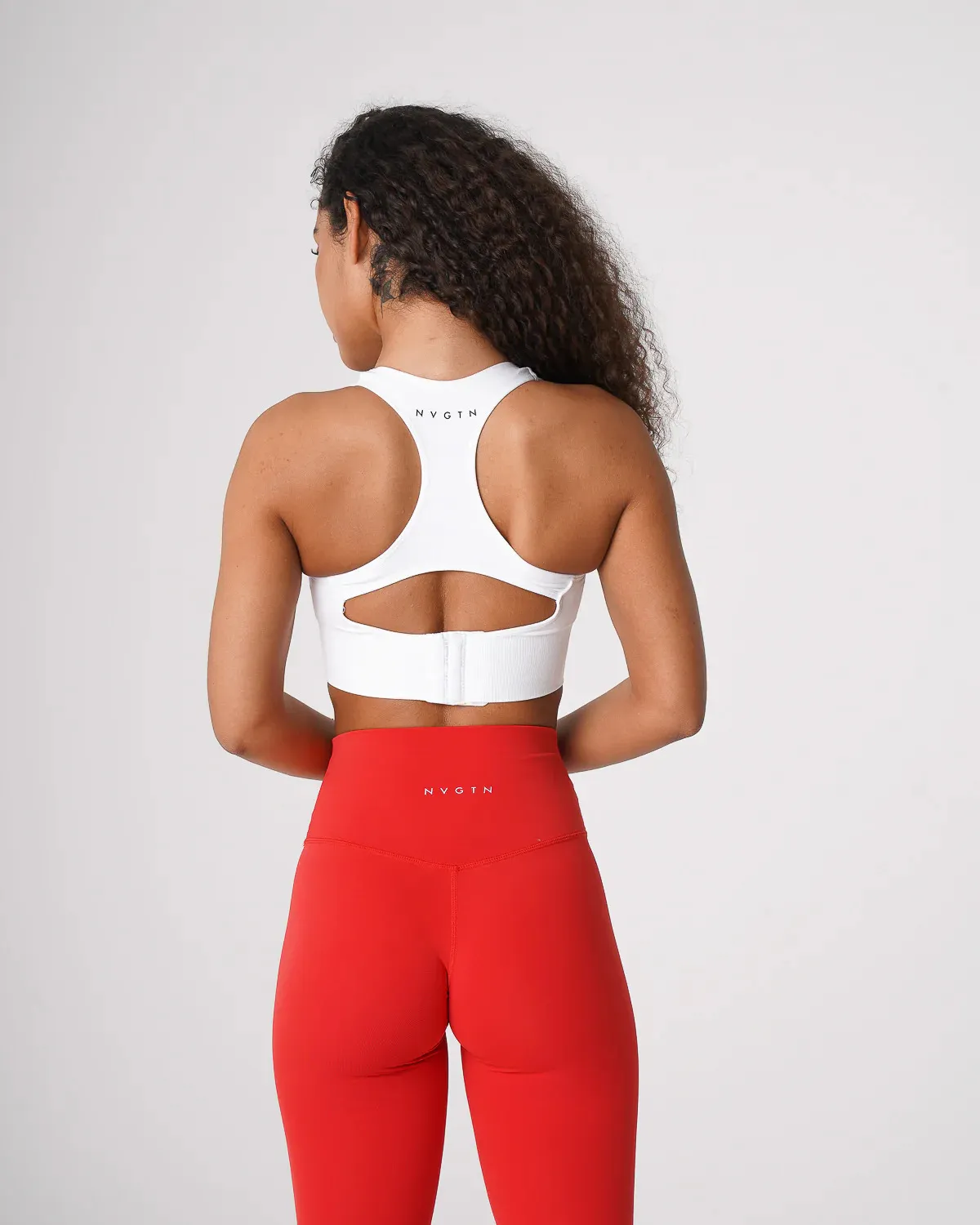 Womens Yoga Outfit Nvgtn Knitted Ignite Seamless Racerback Sports Bra  Adjustable Band Gym Fitness Brassiere Athleisure Workout Underwear From  Wai06, $10.72