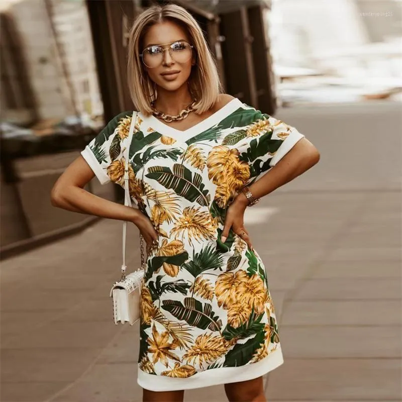 Cartoon print hotsell t shirt dress