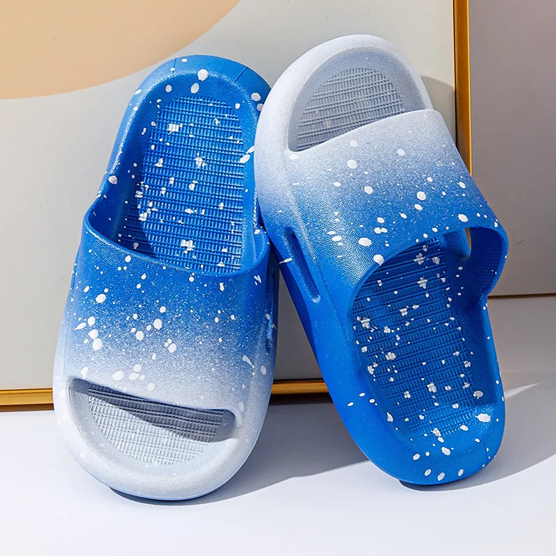 Slipper Summer Children's Girls Boys Slippers Casual Sky Gradient Soft Slippers Home Bathoom tofflor Non-Slip Battable Slipers Shoes 230613