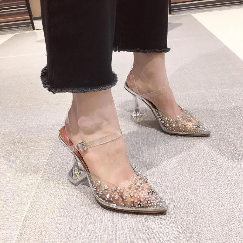 Kobiety Sandały Sexy 2024 Summer Noit Pumps Mash