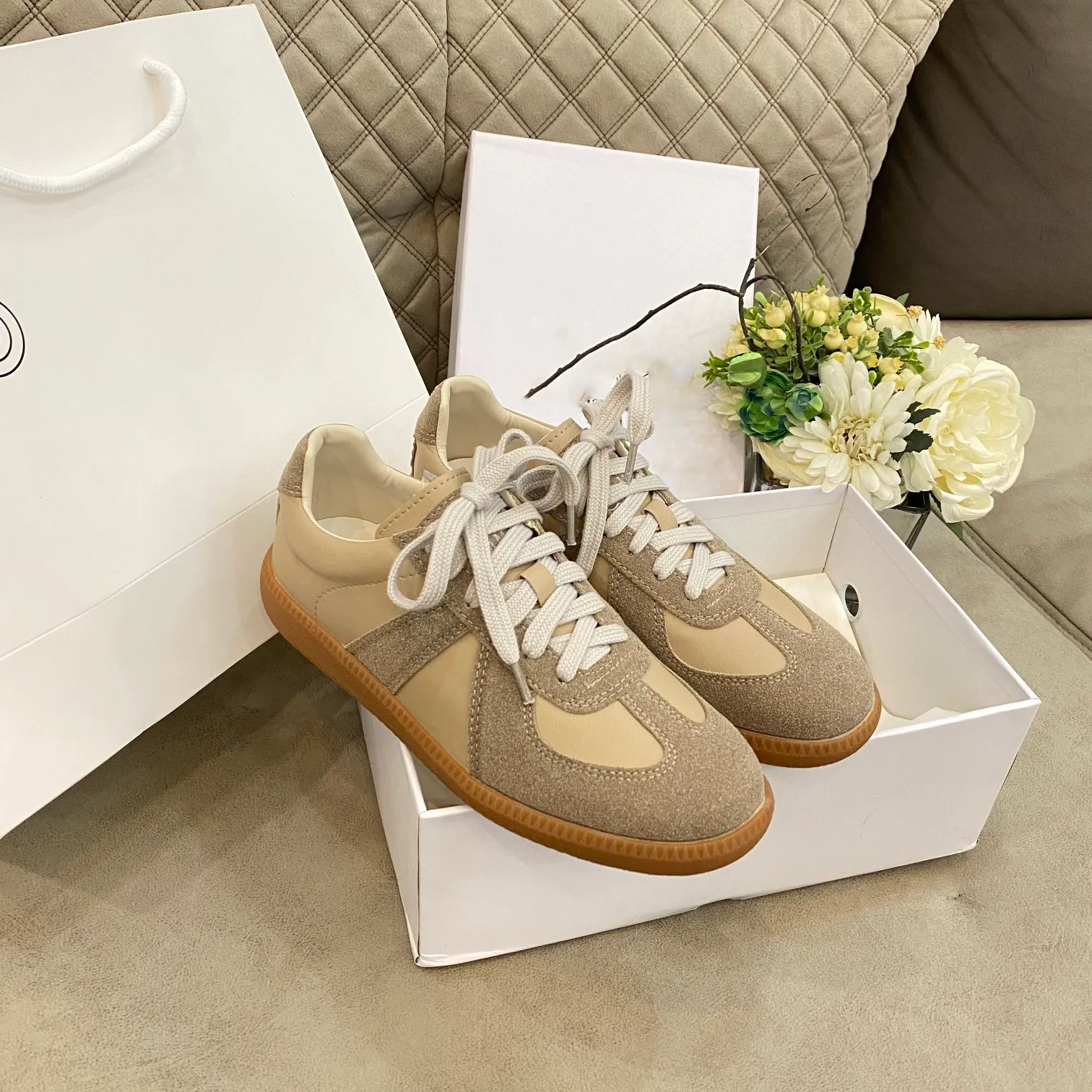 Margiela Mm6 Maisons Femmes 23s Designer Hommes Chaussures de toile Chaussures d'entraînement allemandes Paris Baskets de sport de course