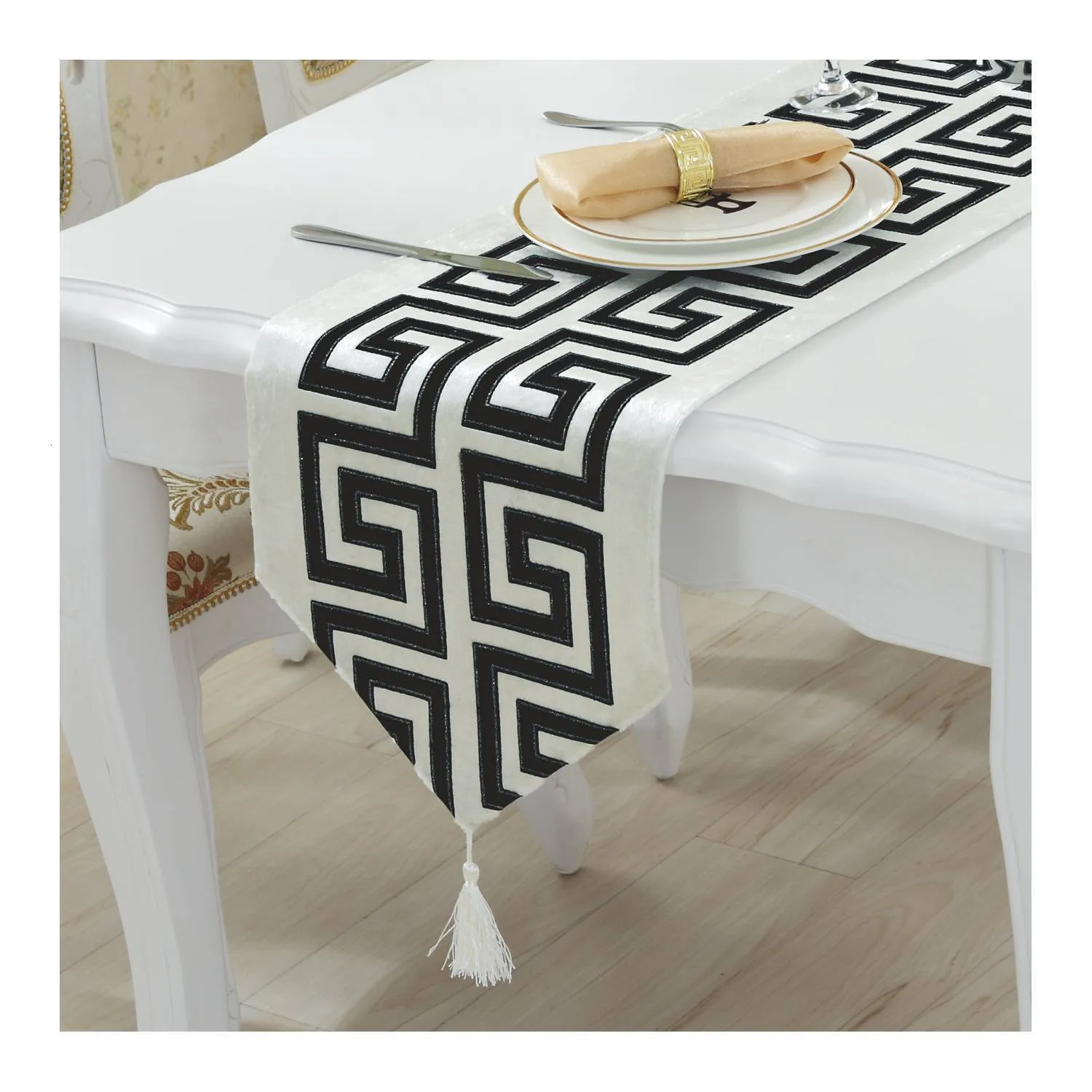 Table Runner Polyester Tablecloth for Dining Cloth Cover Rectangular Tablecloths Home Kitchen Party Decor plain velvet fabric 230613