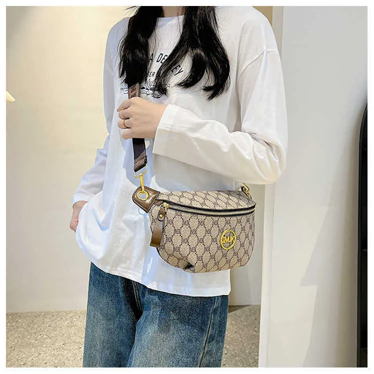 beg gucci perempuan