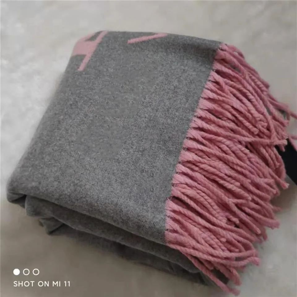 Autumn Winter Cashmere Scarf Men039s och Women039S sjalar Vintage Classic Printed Shawl Brand Wool Scarves 18070cm No Box C7880343264D