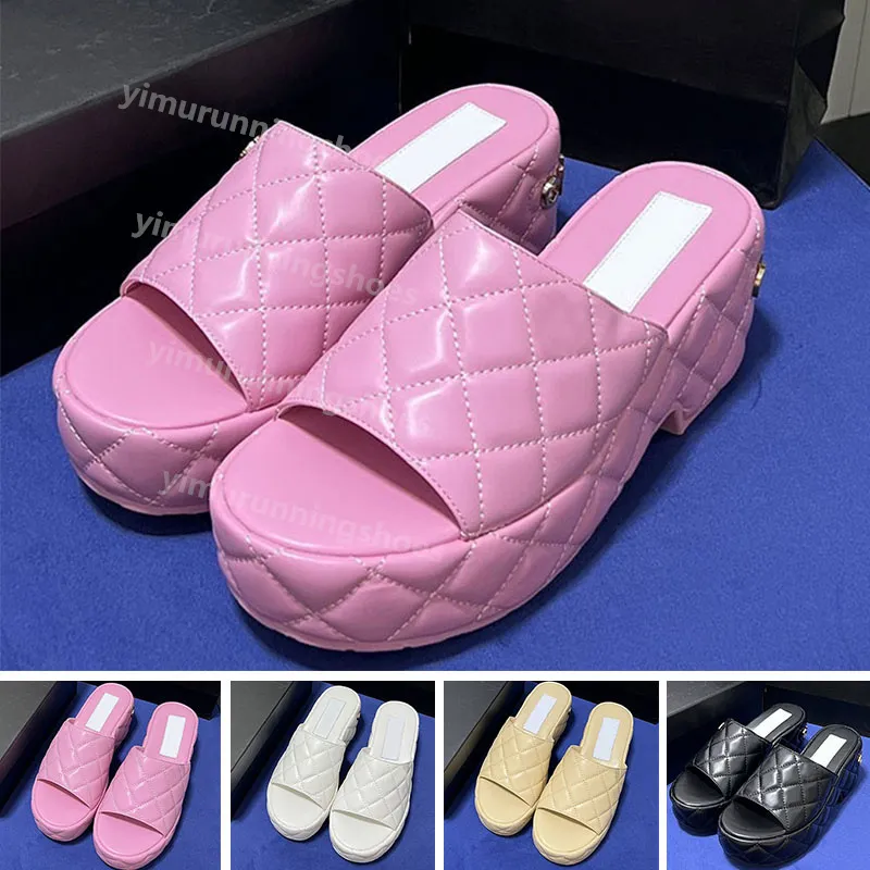 2023 Novidades Mulheres Sliders Chinelos Clássicos Channel Slides Lambskin Blue Home Casual Sandálias Summer Designer Luxo Moda Senhoras Praia Outdoor Sloping Root L1