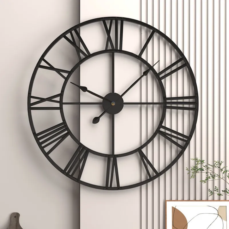 装飾的なオブジェクトの置物モダンな3D大きな壁時計ローマ数字レトロラウンドメタル鉄正確なサイレントノルディックリビングルーム装飾230613