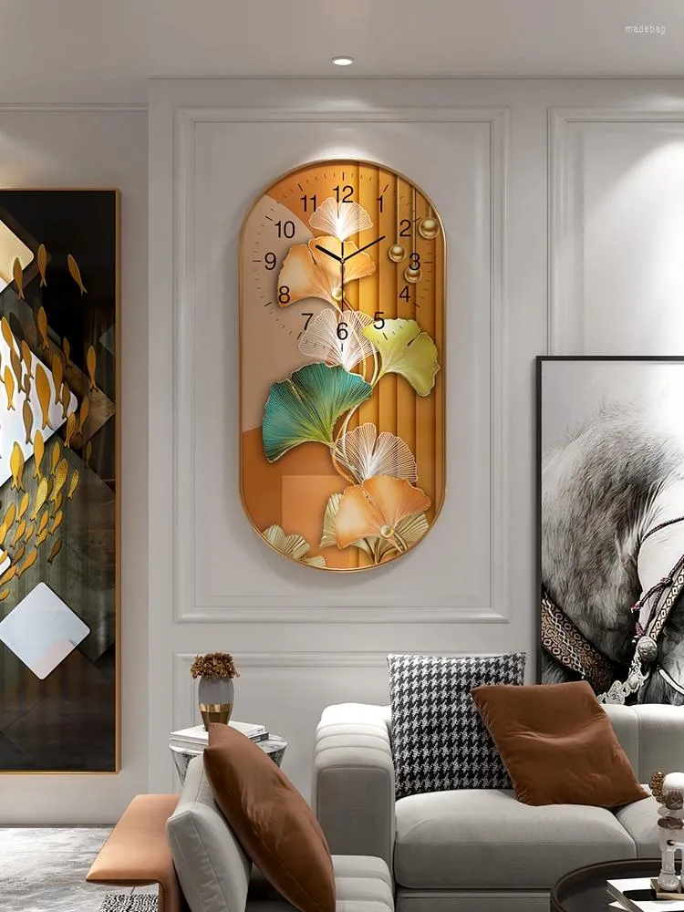 Relógios de parede Oval Metal Precise Art Unique Estética Luxo Design Moderno Relojes De Pared Home Decorative Zegar