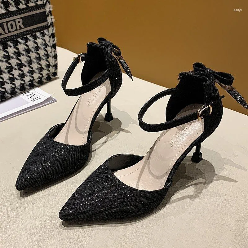 Elbise ayakkabıları 2023 kadın pompalar parıltı rhinestones kristal saten yaz bayan deri yüksek topuklu parti balo