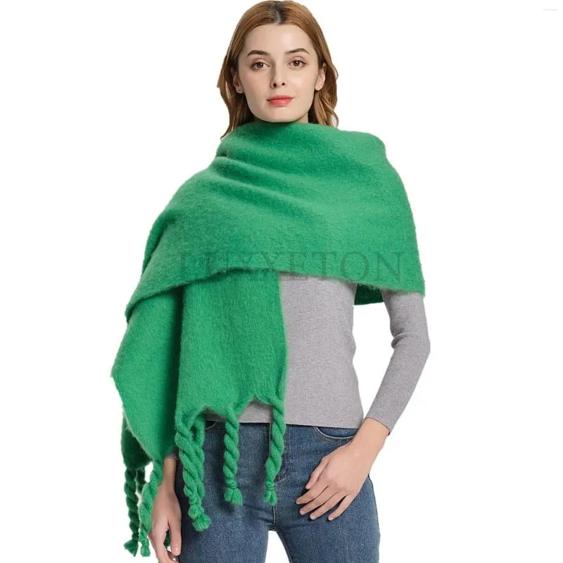 Halsdukar vinter halsduk kvinnor kashmir wrap varm pashmina solid foulard kvinnliga omslag tjock mjuk filt stora tofsar sjal