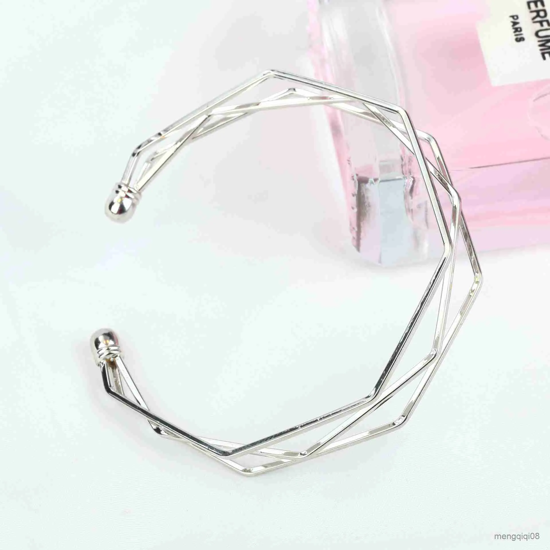 Armband Trendiga Simple Geometry Layer Öppning Justerbar armband för kvinnors uttalande Smyckespresent R230614