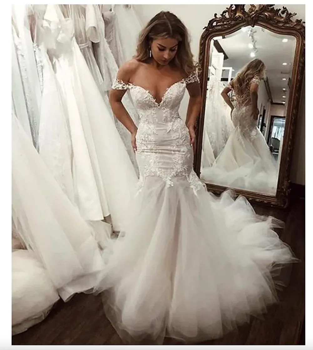 Off The Shoulder Appliqued Lace Mermaid Wedding Dresses 2023 Tulle Bottom Country Bridal Dress Backless Country Wedding Gowns