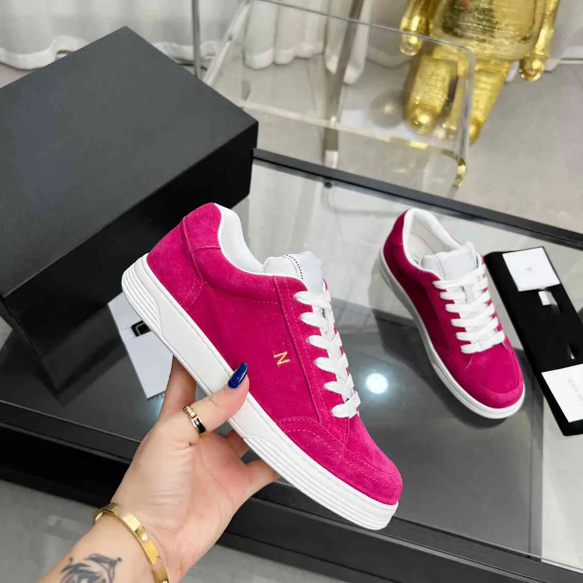 Chanelity Skate Designer Trainer Shoes Shoes Fashion Sneakers Women Men Sports Shoe Chaussures Casual Classic Sneaker Woman Gdfgdfd