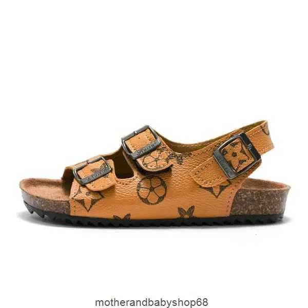 Dzieci maluchowe rozmiary dziecięce sandały pu skórzane sandały chłopcy dziewczęta letnie buty płaskie sandałowe sandałowe antopid plażowe kąpiel na zewnątrz slajdów zjeżdżalnia