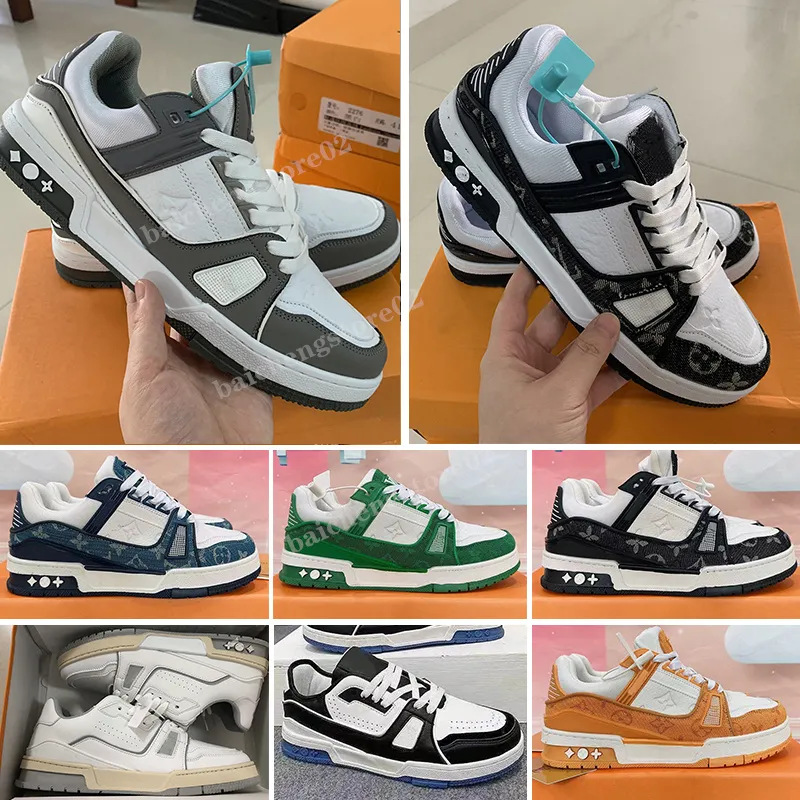 Klassisk casualskor tränare sneaker präglad tryckbrev lyxiga designer skor kvinnor män plattform läder gummi sommar denim trippel vit rosa storlek 35-45 b2