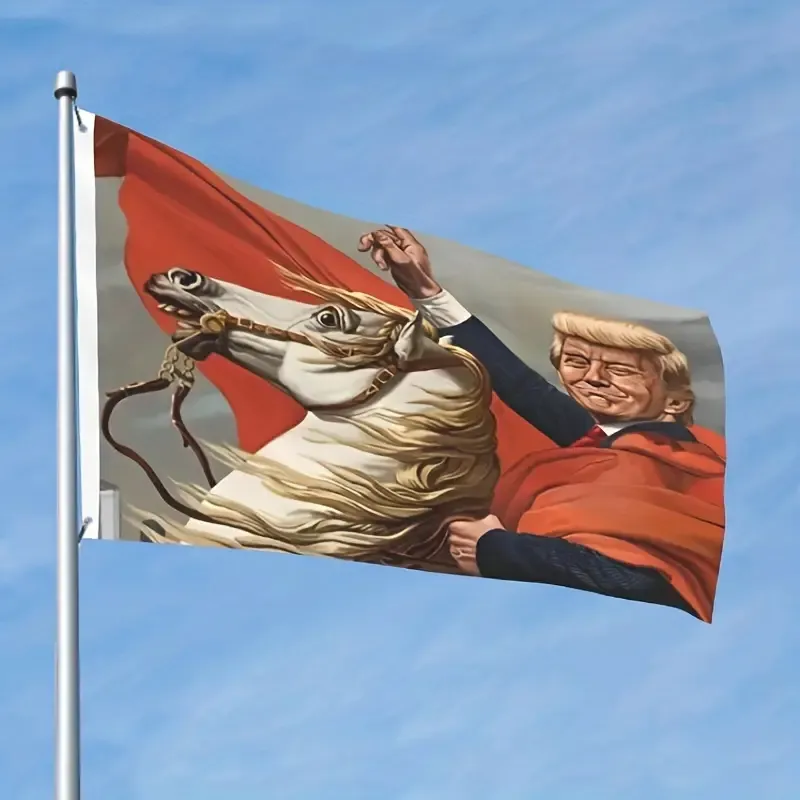 1 pieza de bandera de arte creativo de caballo de montar a caballo de Trump, bandera de fiesta de festival de tela de poliéster, bandera de decoración de elecciones de Trump para jardín, Patio, dormitorio, sala de estar, mantel