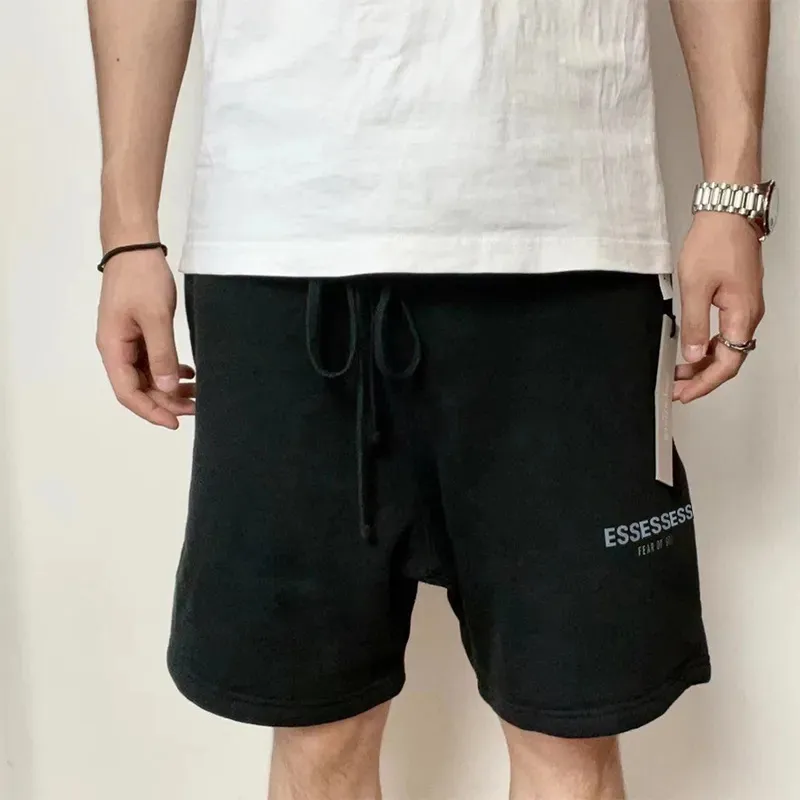 Shorts Designer Men Letter Gedrukte sporthoens shorts Essen Essentail Shorts Casual Sports Losse oversized stijl Drawtring Knie Lengte Essen shorts 46